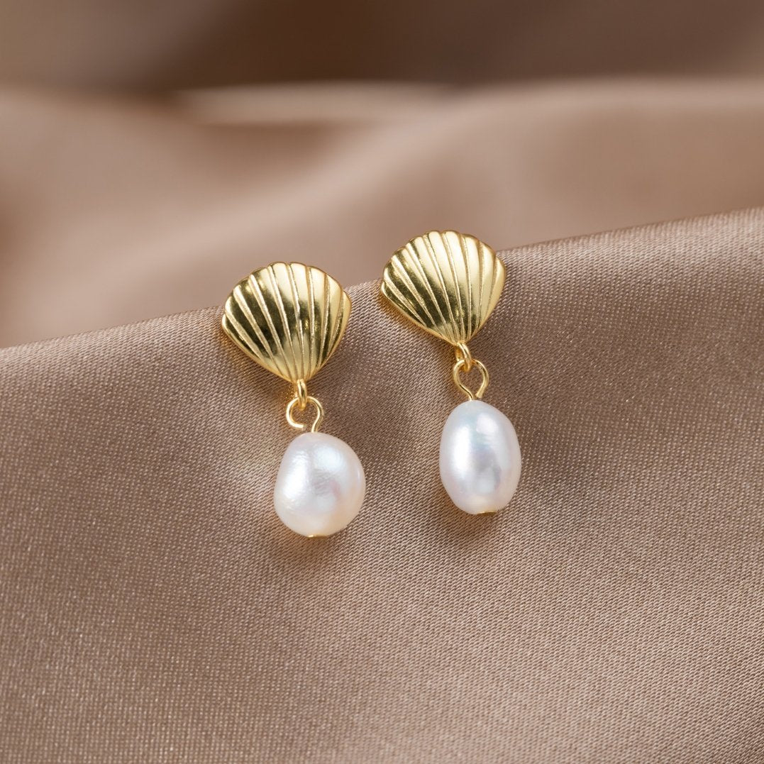 Gouden Shell Parel Oorbellen